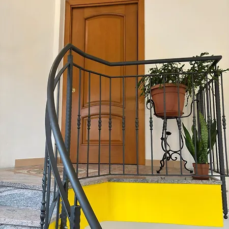 La Casa Di Gio' Maggiore Near Leonardo Apartment Dormelletto