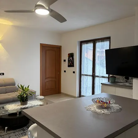Apartman La Casa Di Gio' Maggiore Near Leonardo *