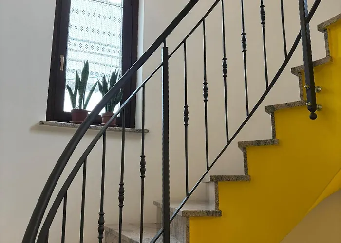 아파트 La Casa Di Gio' Maggiore Near Leonardo *